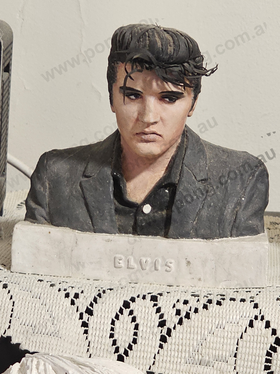 Elvis sculpture 1994 watermark 1